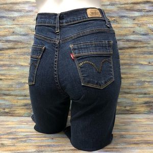 Levi’s 512 Perfectly Slimming Womens Bermudas High Waist Sequin Size 6